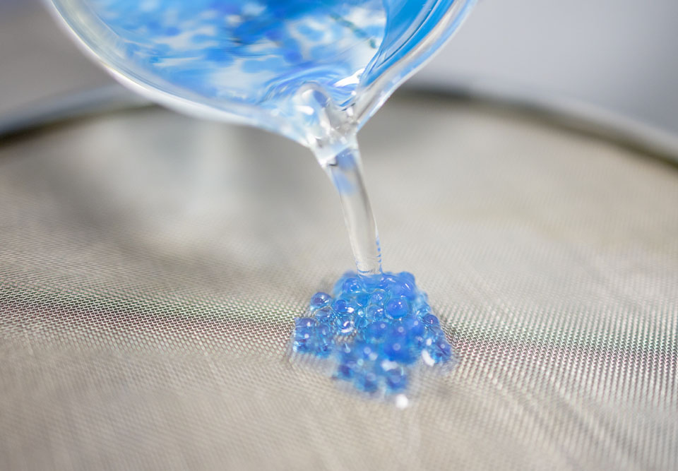 Ionotropic gelation, Gelificazione ionotropica, incapsulazione, micro-incapsulazione, Sphera Encapsulation, Idrogel